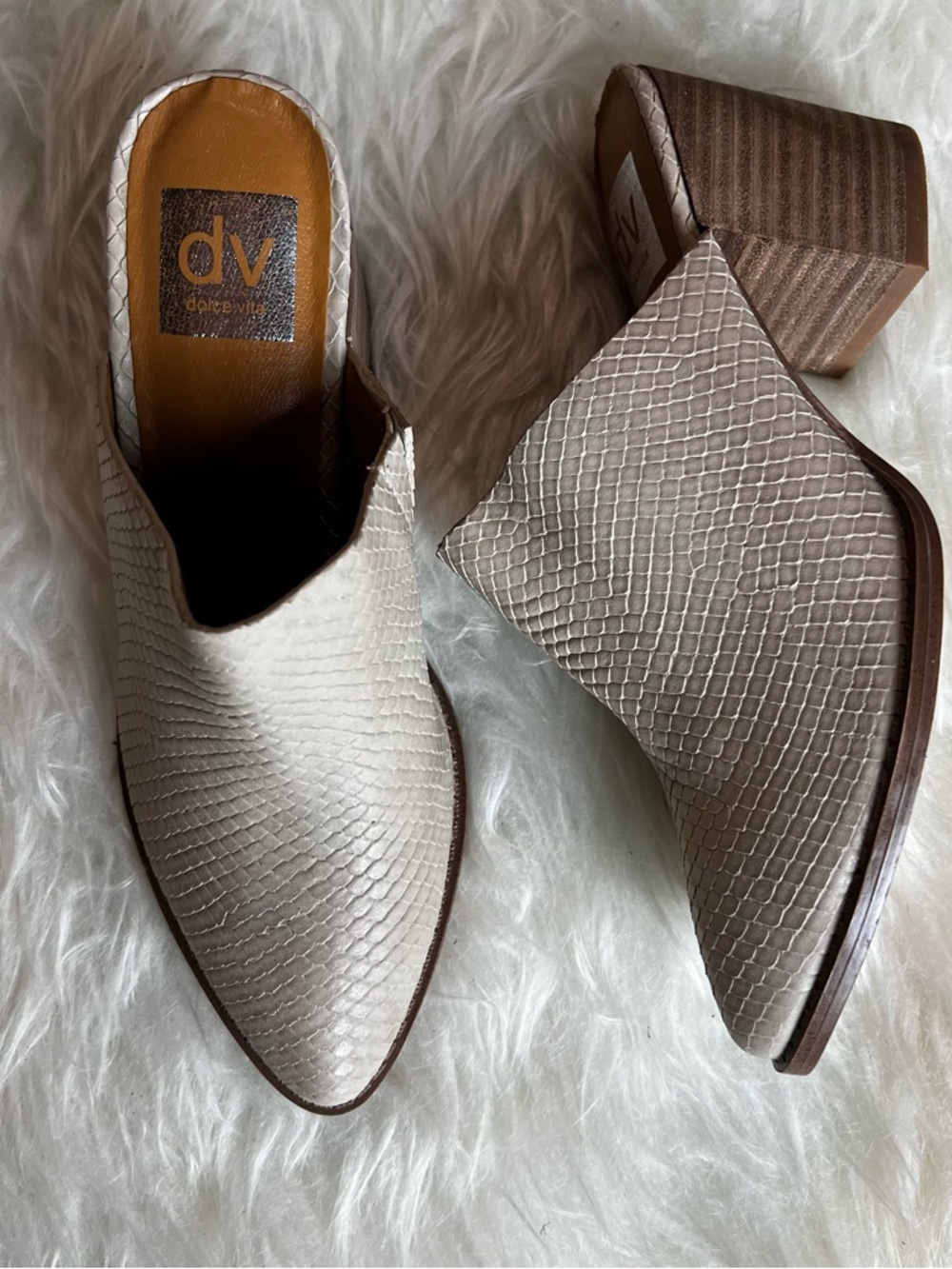 DV by Dolce Vita Beige Snakeskin-Textured Block Heel Mules Size 6
